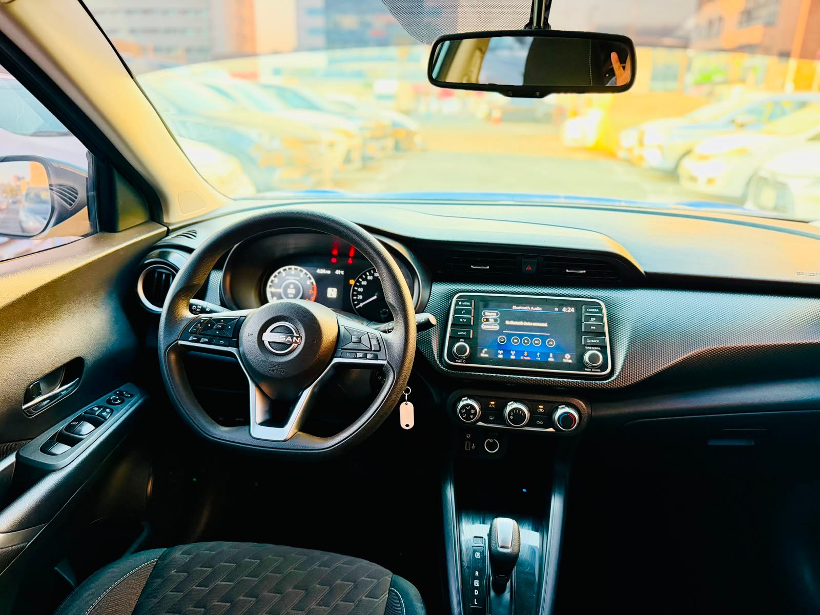 NISSAN KICKS 2024 MID OPTION - Image 7