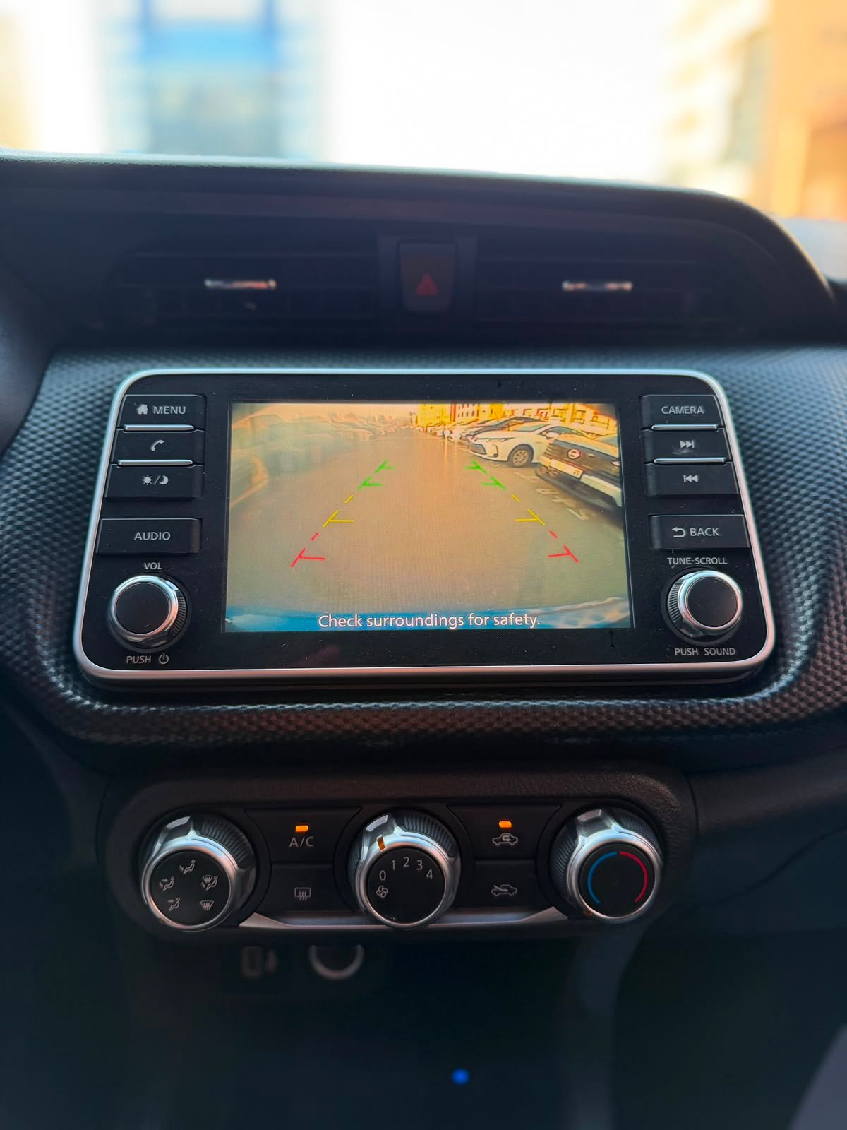 NISSAN KICKS 2024 MID OPTION - Image 9