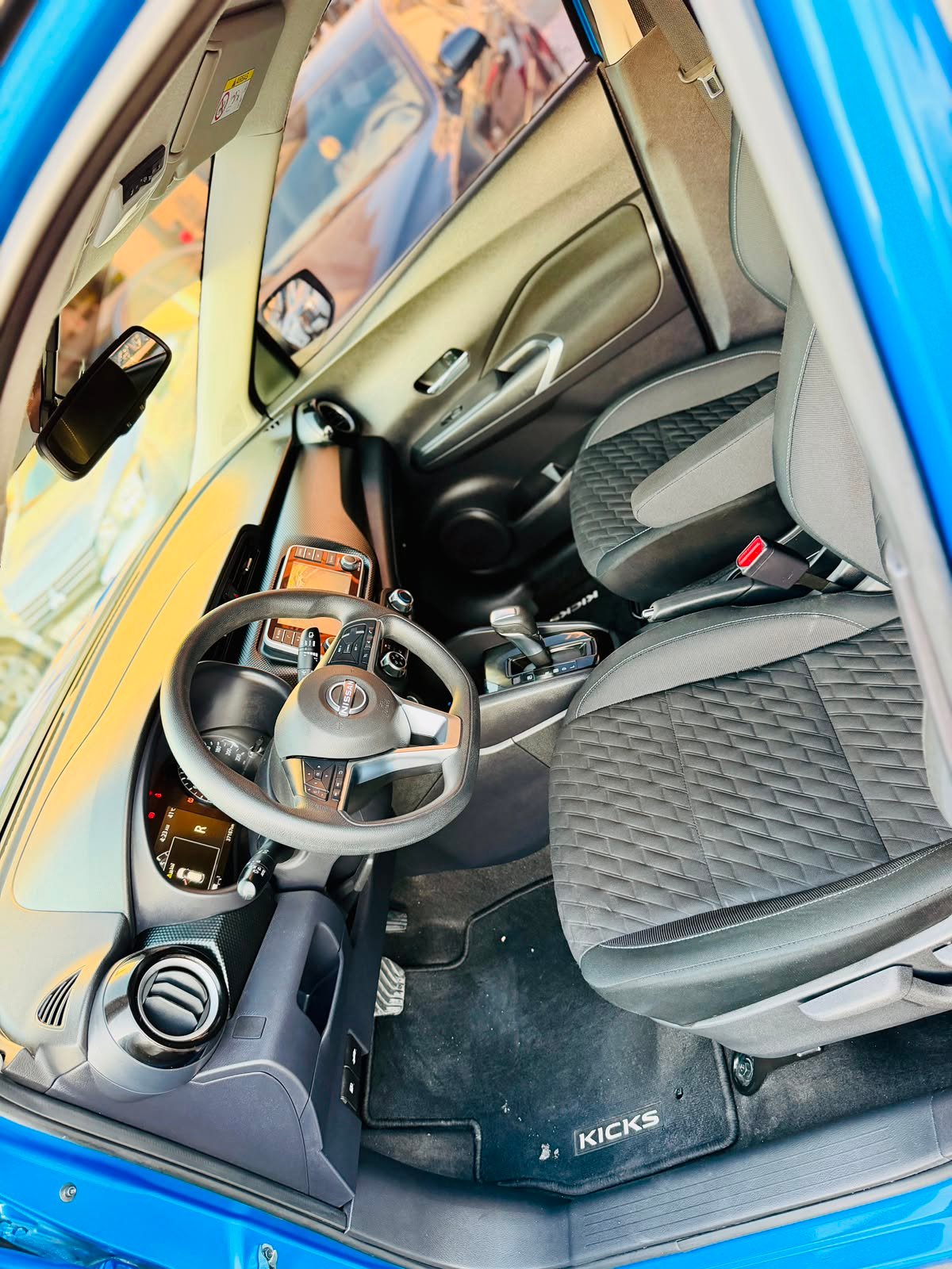 NISSAN KICKS 2024 MID OPTION - Image 11